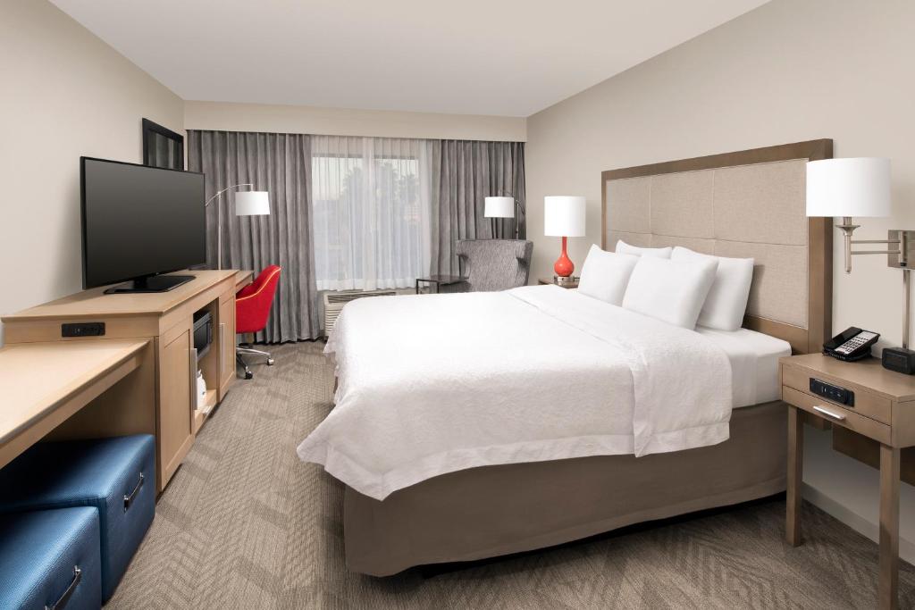 Room image 1